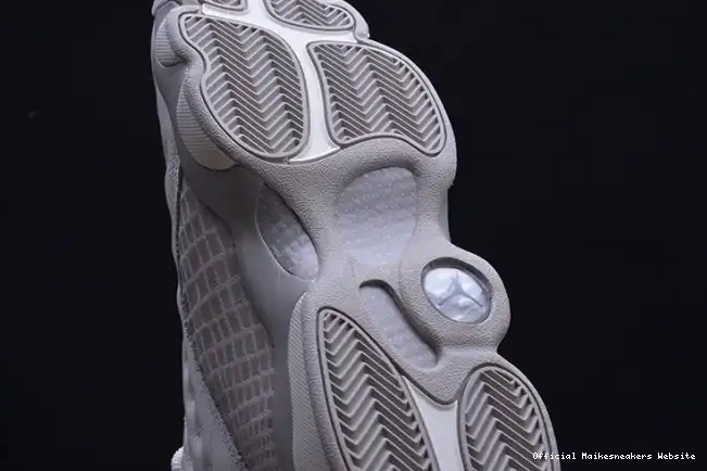 Official Maikesneakers 